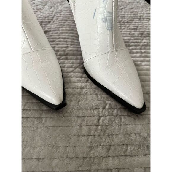 NWOB Just Croc Off Faux Leather Heeled Boots - Picture 5 of 7